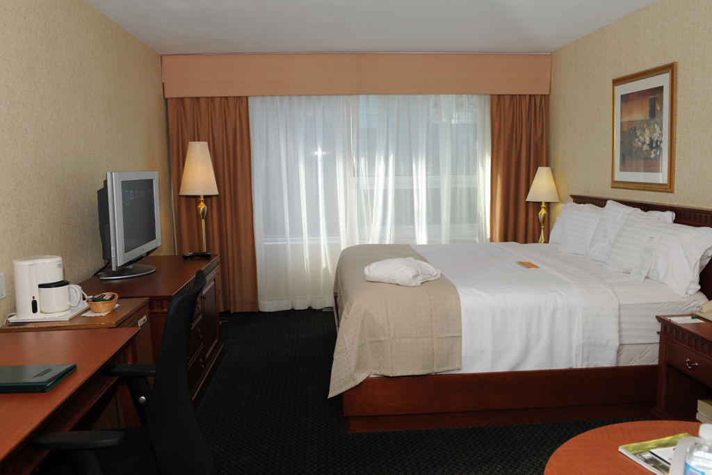 Holiday Inn Montreal Midtown Oda fotoğraf